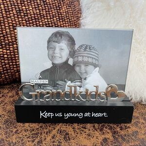 Malden 4x6 Picture Frame Grandkids Keep Us Young At Heart Metal Wood Black Base